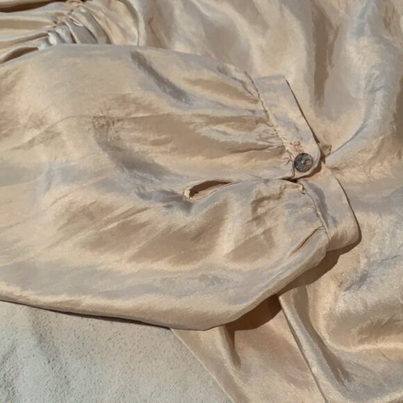 So Allure. Italian brand. Size S. Color beige. - Picture 4 of 6